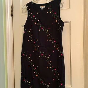 COPY - Beautiful black dress with tiny flowers to accentuate!